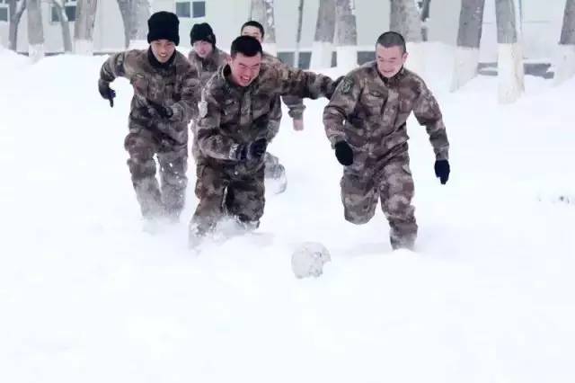 军营里的专属年味儿,走进军营感受浓浓年味儿