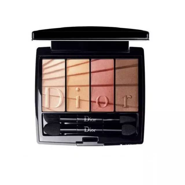 斩男红唇妆搭配,又纯又好看的斩男妆容