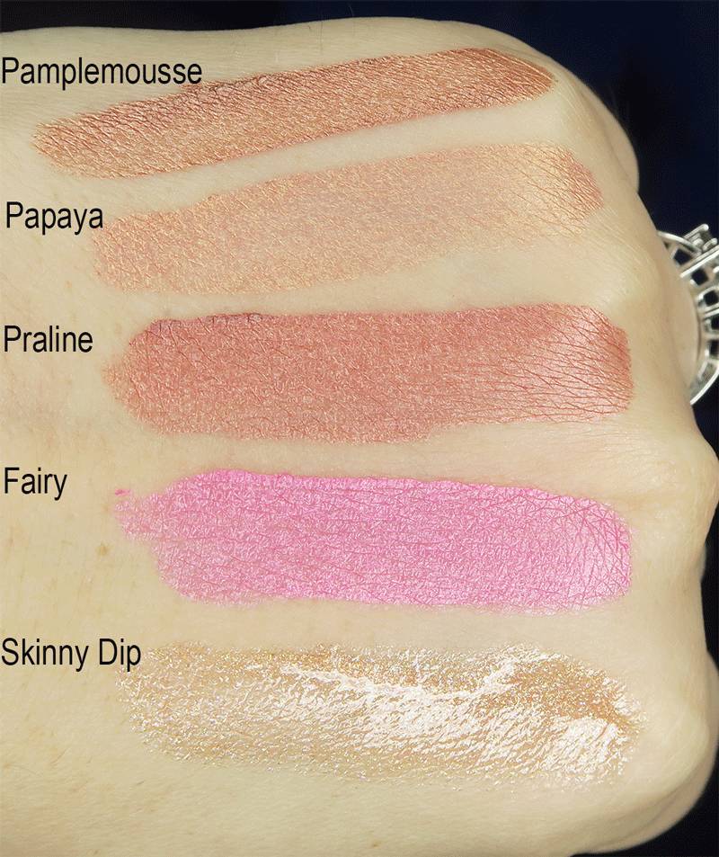 草木绿妆适合什么色,草木绿跟静谧蓝哪个色好看