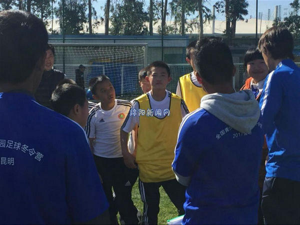 三台县足球青训,三台少儿学踢球