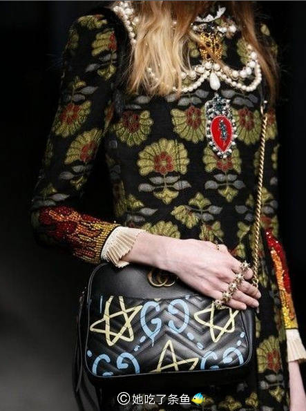 唐嫣用上百万的手机壳,唐嫣手机壳同款49万