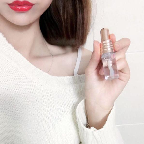 丰唇一次性神器,丰唇神器外国女生原视频