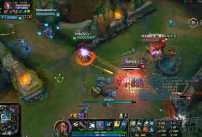 峡谷偶遇lol职业选手 (lol什么段位能遇到主播)