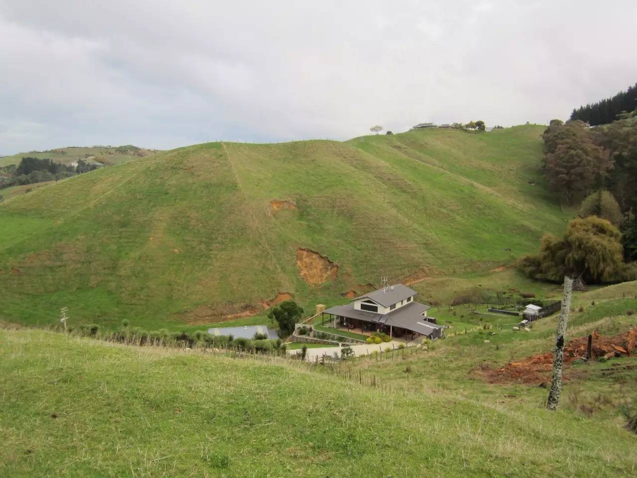 中国女人在国外多受欢迎？印度阿三哥见一个爱一个！