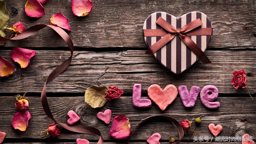 情人节送礼物怎么给女朋友仪式感,告白送礼物