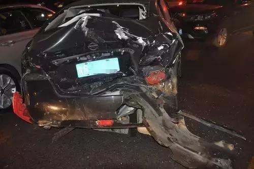 无证驾驶撞人交警会怎么处理,无证司机开车撞人逃逸