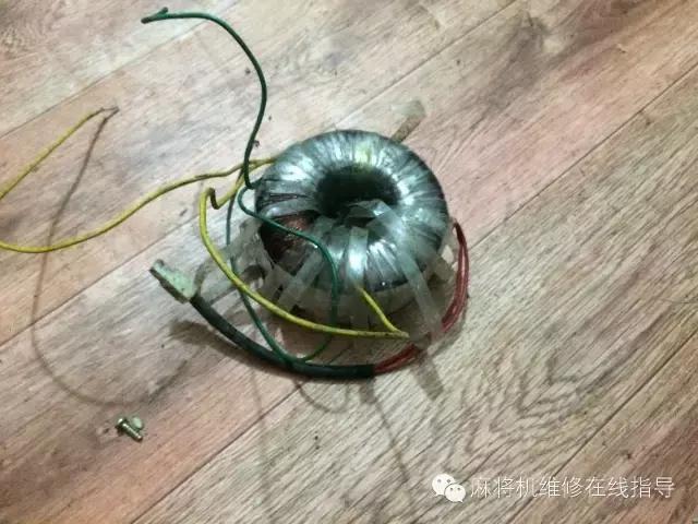 麻将机输送的小件制作过程,麻将机小偏门配件