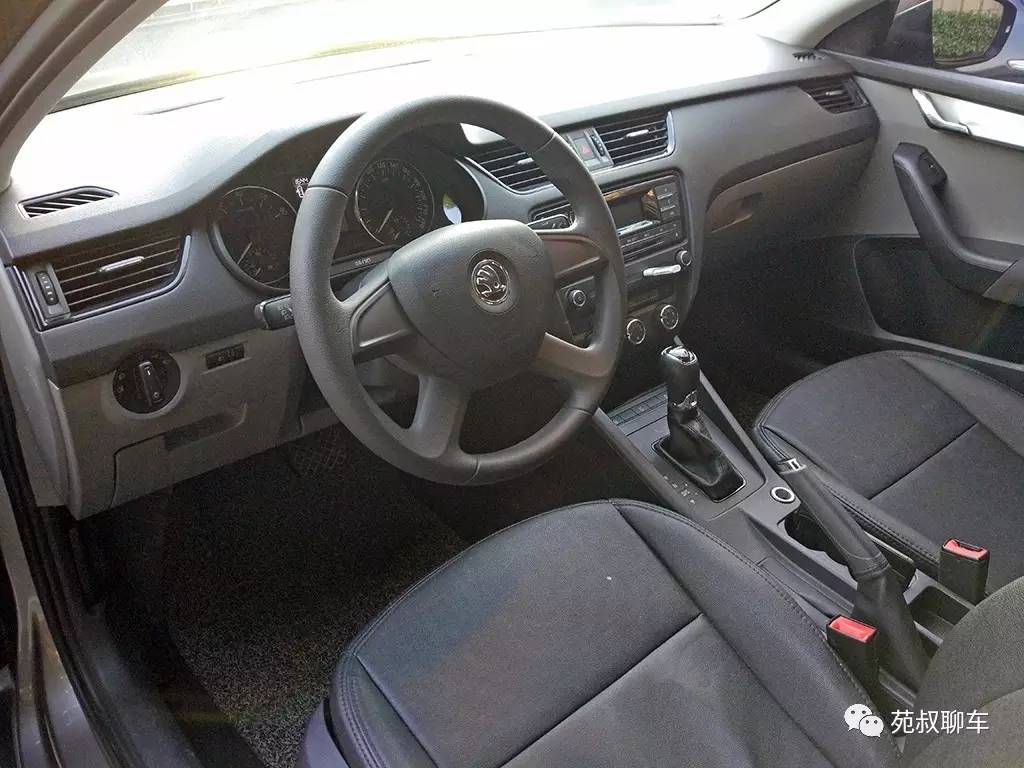 苑叔聊车十万以内落地,苑叔聊车卡罗拉哪款车性价比高