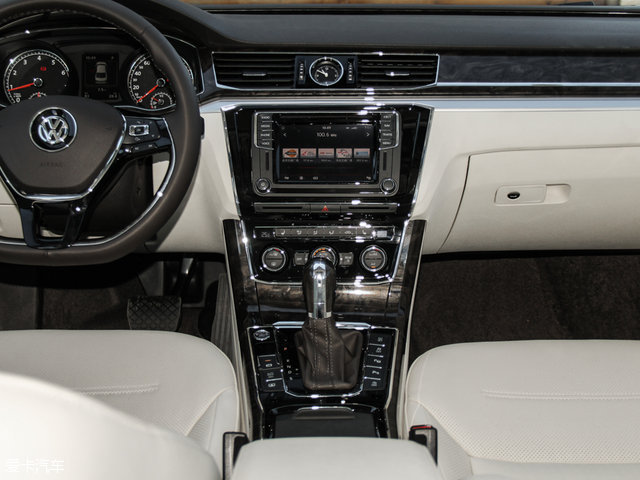 星光熠熠2016年那些被明星加持的新车