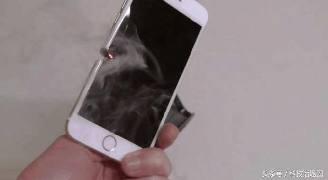 用砂轮机去虐iPhone会发生什么?