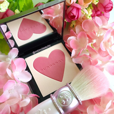 burberry腮红03试色,burberry涂鸦腮红2018