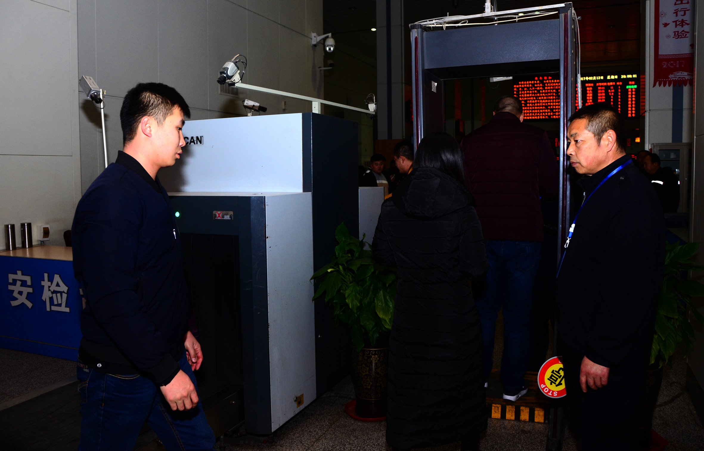 火车站候车大厅过安检,进入候车厅就要安检吗