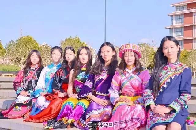 云贵地区多美景，谁家的法学院系更胜一筹？