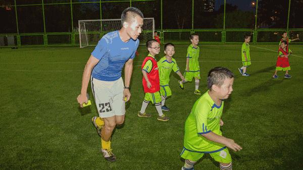 青鸟足球青训,青鸟足球训练营