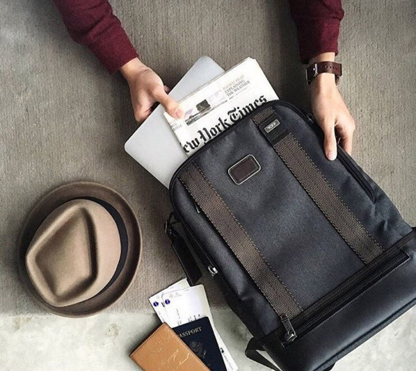 双肩包分享有质感皮,双肩包分析