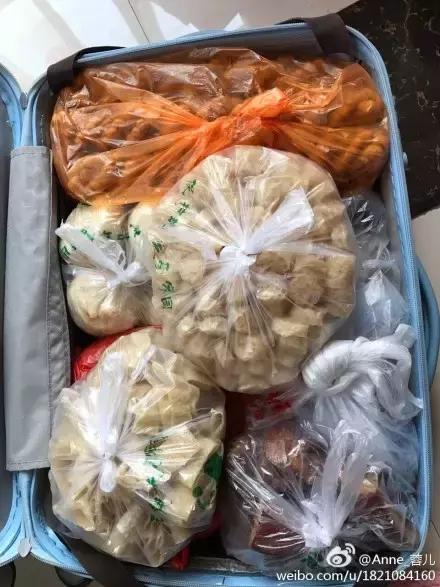 我妈让我带60斤大米去上班？