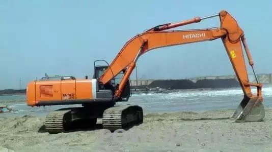 为什么二手挖机很便宜,为什么有的二手挖机那么便宜