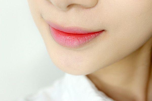 口红教程简单又漂亮,新手口红用法视频教程