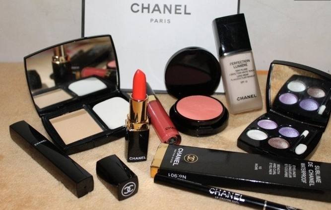 怀疑情人节收到的香奈儿是假货？4大细节教你识别真伪！