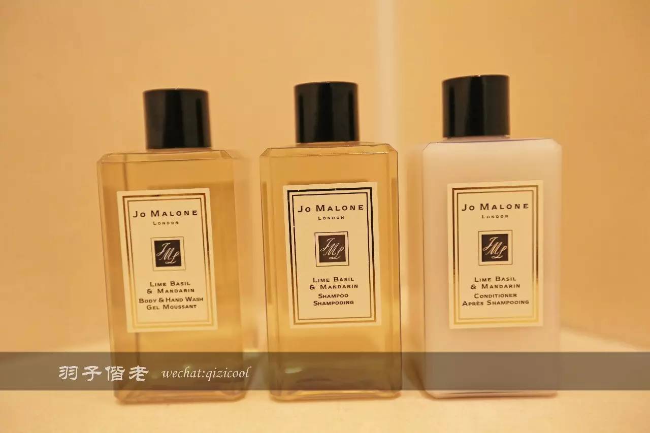 藏匿在繁华中环背后的丝丝暖意 (藏在繁华中环中的丝丝暖意)