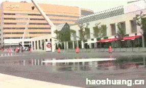 迎亲不让进门直接拆墙 (迎亲进门女方对接说辞)