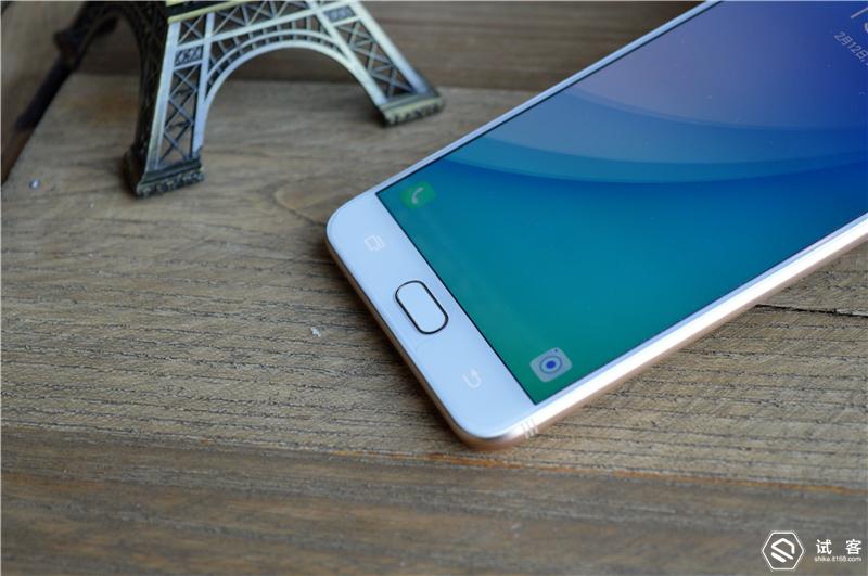 三星GalaxyC7Pro一款不断提升颜值与性能的手机