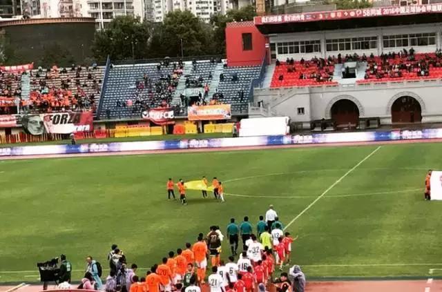 新华路武汉足球,武汉市江汉区新华路17号