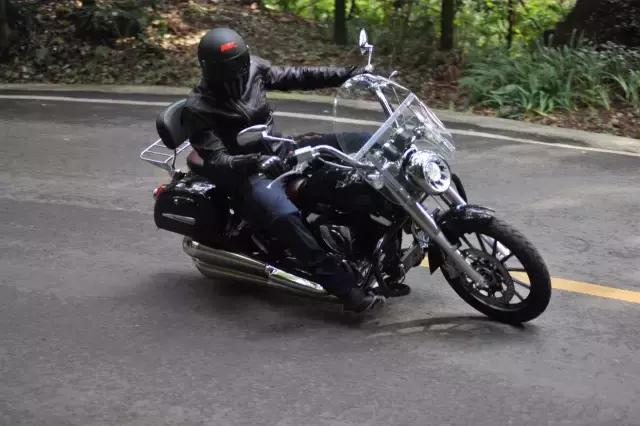 国产巡航摩托车600cc,国产美式v缸太子力帆v16