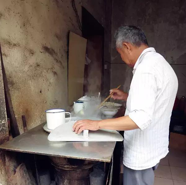 人均10块吃喝玩乐,人均10块钱的食物