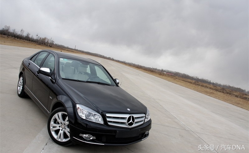 三生三世十里桃花中白浅穿越到现代应该开什么车