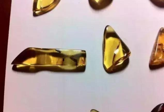 打磨加工琥珀原石,成都琥珀蜜蜡原石打磨