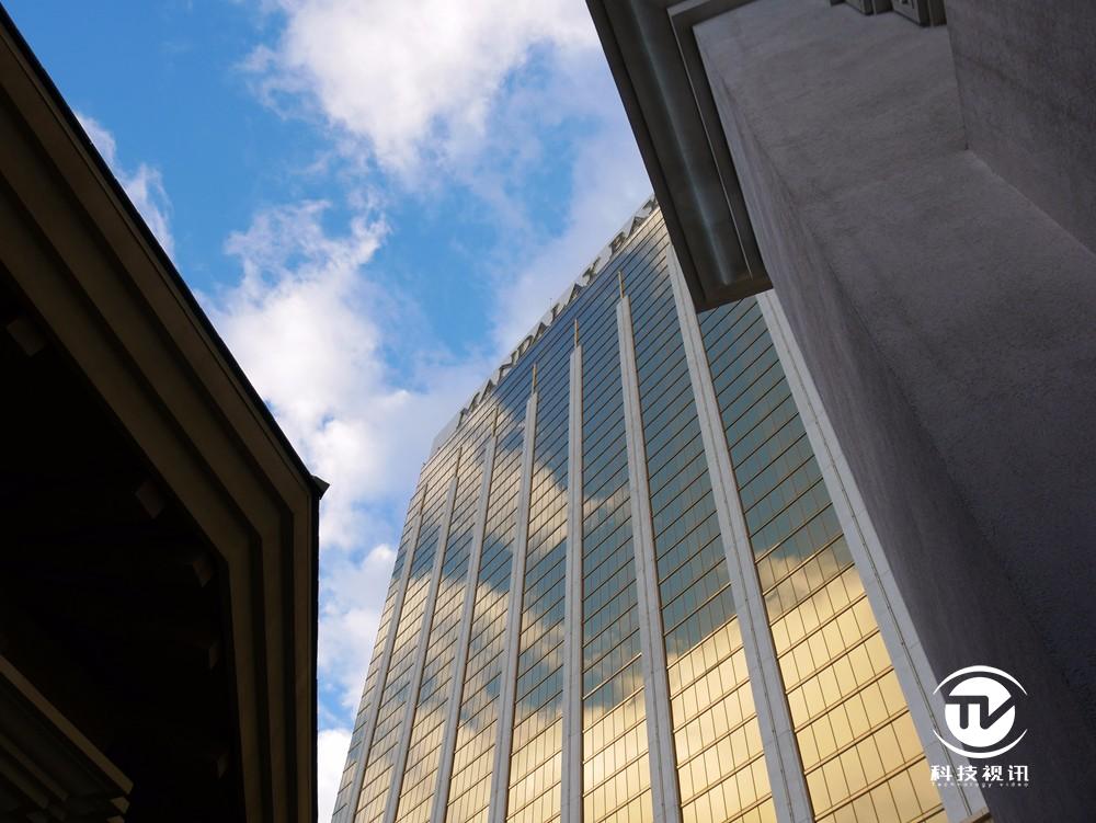 专业便携无反相机松下LUMIXG85评测