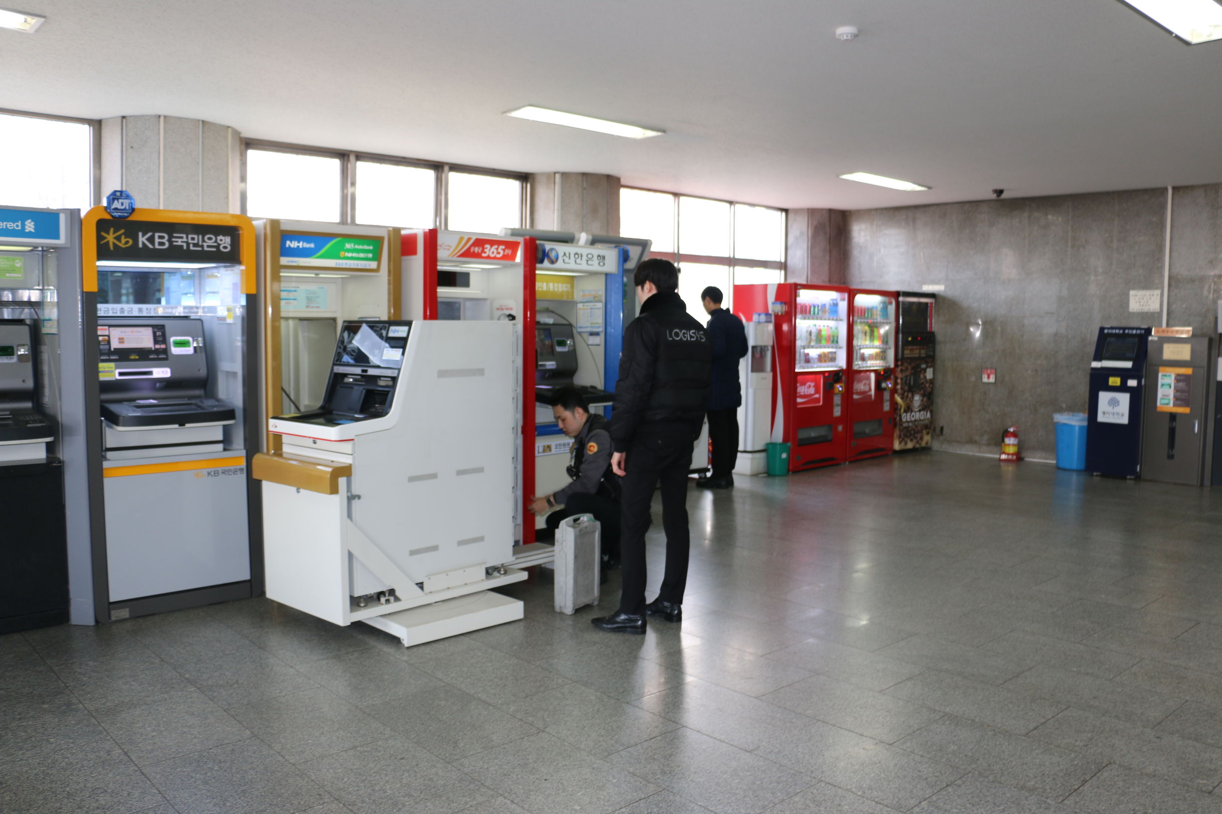 韩国留学韩币在哪换划算,在韩国留学两年半需要多少人民币