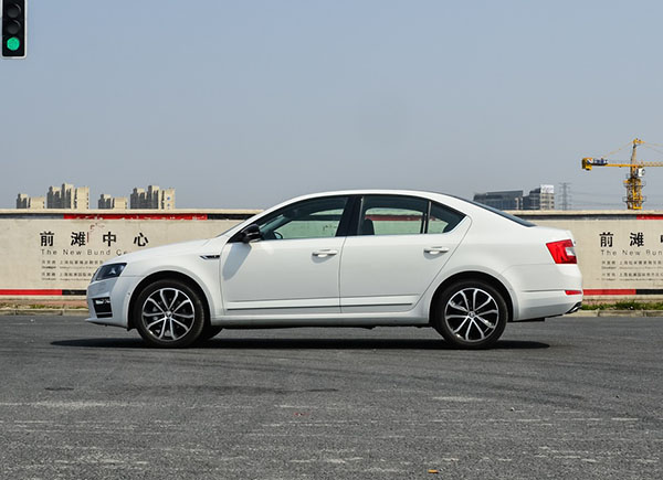 你知道如何选购适合的汽车机油吗,你知道怎么选吗