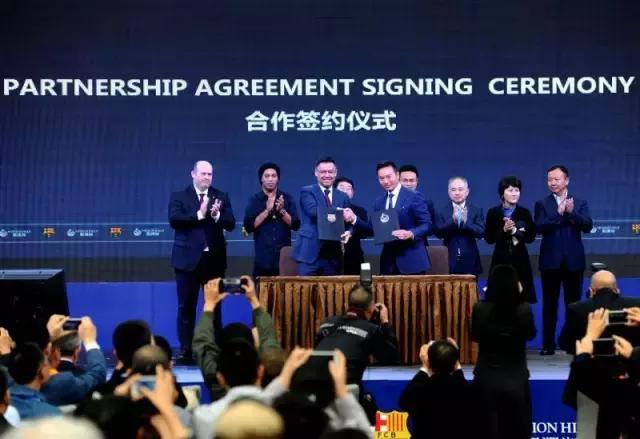 足球巨星小罗现状,一代足球巨星小罗