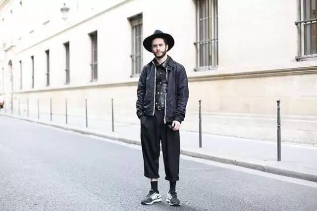 经验｜我悄悄关注了这9个最会穿的男博主，感觉我男票有救了