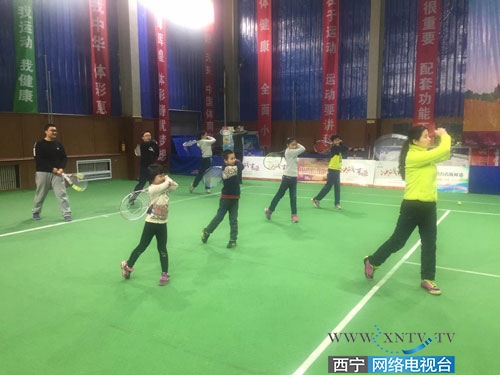 全民健身蓬勃兴起,全民健身室内网球