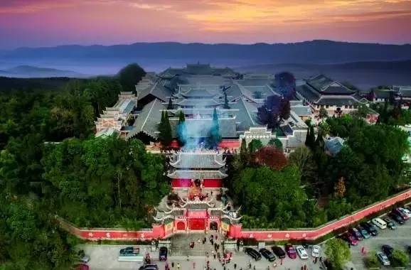 重庆最富有的8个区县 (重庆最发达的10个区县)