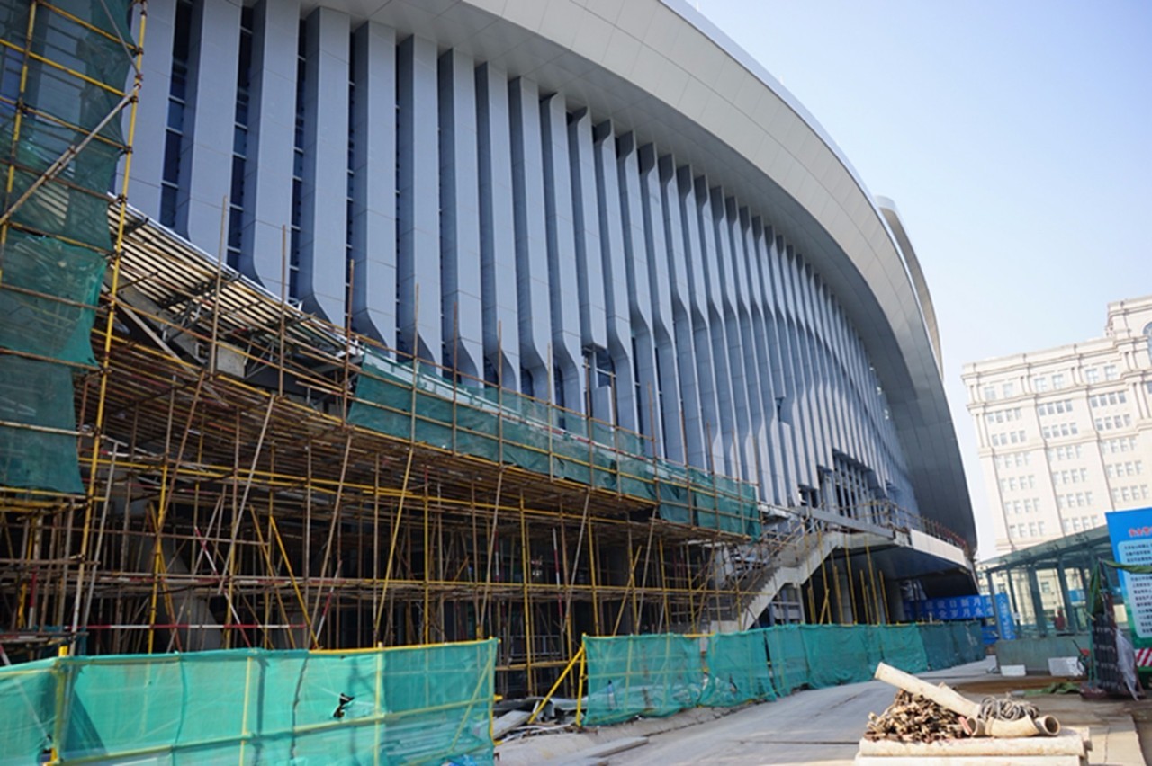 黄龙体育中心跳水馆几月份开,黄龙体育馆和五环体育馆哪个更大