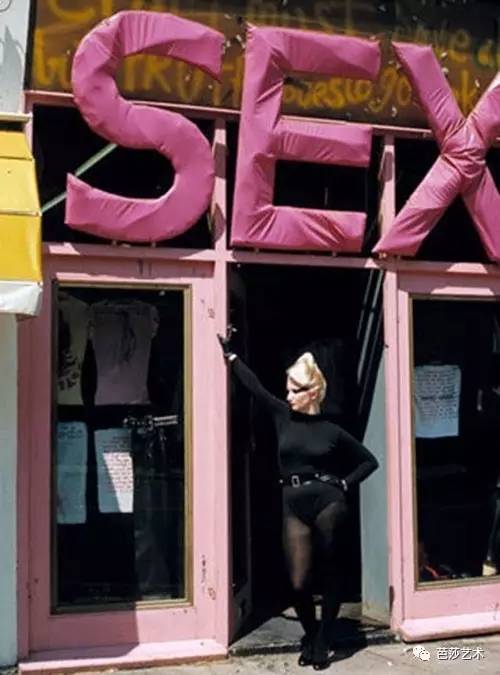 西太后：我是个反叛者，但我绝不是个局外人！