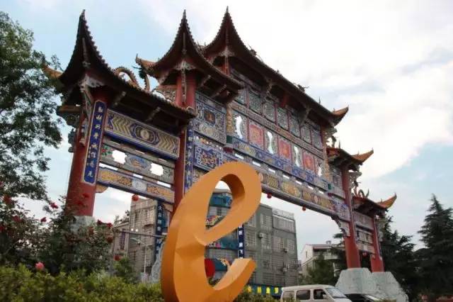 商铺倒闭的真实现状,为什么好多商铺都倒闭了