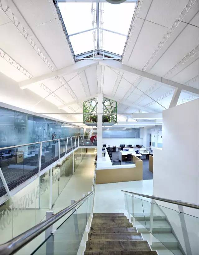 大隐于市的“顶级办公空间缔造者”——艾迪尔建筑装饰北京总部探秘「设易网1410期」