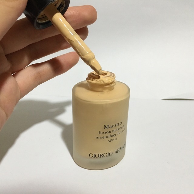 8款干皮自用热门底妆粉底大评测 (新手底妆最好用什么粉底)