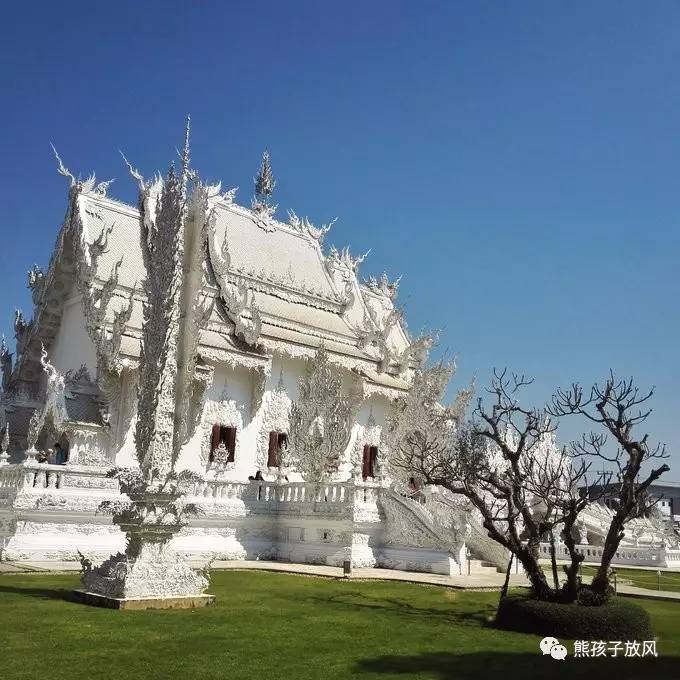 能在异国被警察抓也没谁了吧？这是我的清迈，和你去的不一样！
