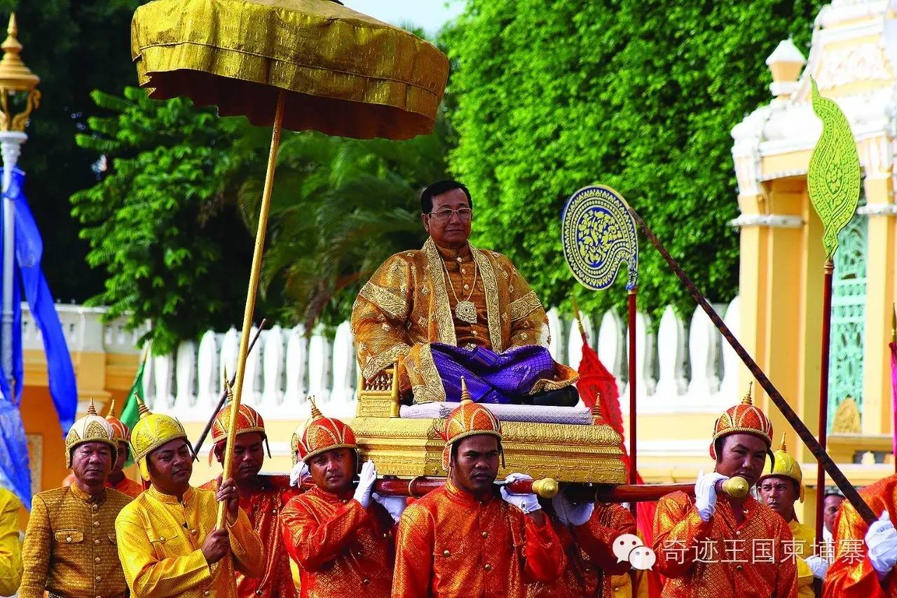 神奇王国柬埔寨,柬埔寨12月节日