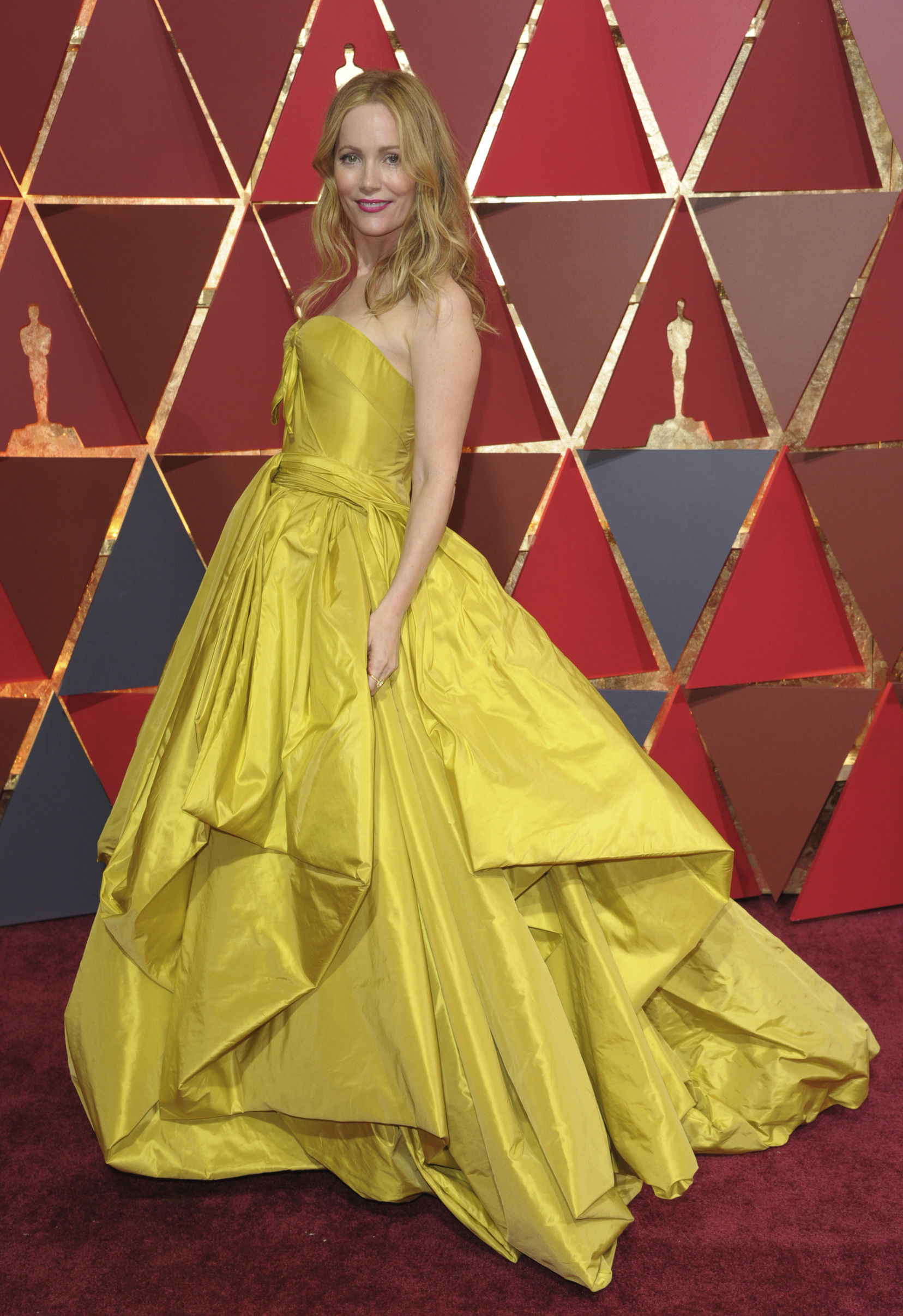 艾玛斯通戛纳红毯,艾玛斯通红毯