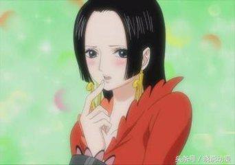 海贼王除了路飞，萨博罗都是戴帽强者，乔巴到底是怎么戴帽子的？