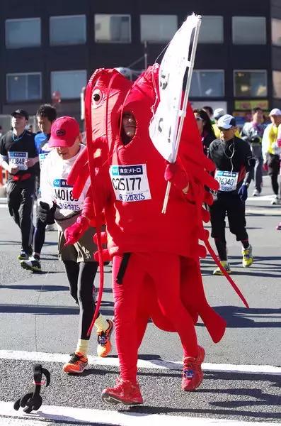 基普乔格2022东京马拉松回放,基普桑马拉松视频