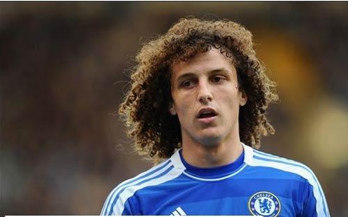 喊罗纳尔多名字的解说,叫罗纳尔多的足球明星