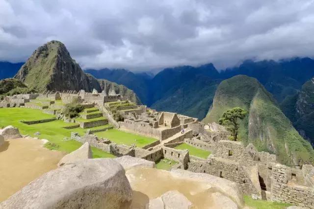 这才是旅行的样子,从亚洲至南美洲,他比我们多了点勇气和决心